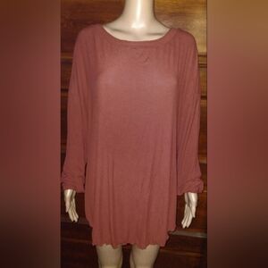FREE PEOPLE ladies MEDIUM Terra cotta ribbed knit tunic top.